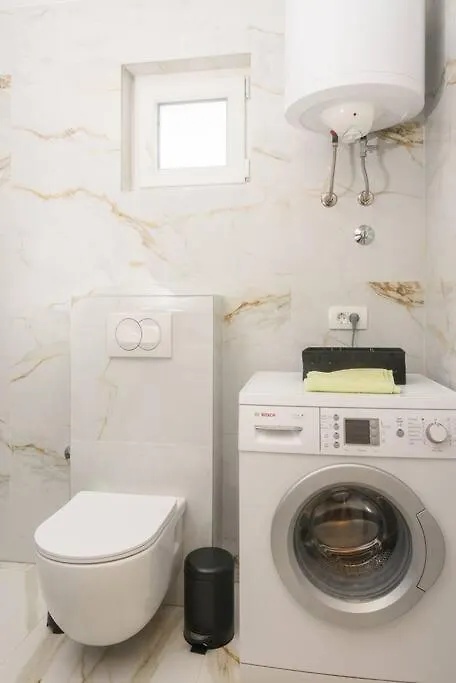 New Apartment With Pool And Jacuzzi Only For You Kaštela
